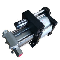 液压夹紧装置配用微型气驱液压泵